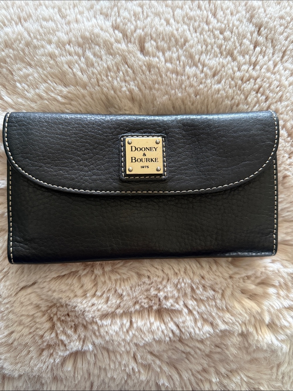Dooney & Bourke Black Leather wallet with Gold Plaque